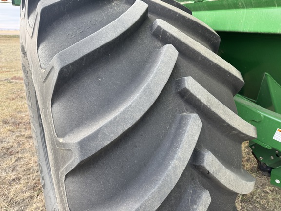 2017 Brandt 1020XR Grain Cart