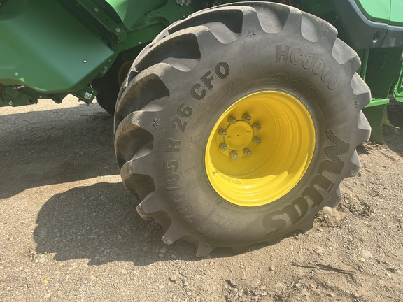 2023 John Deere X9 1100 Combine