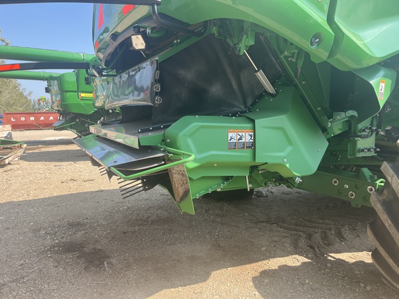 2023 John Deere X9 1100 Combine