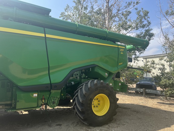 2023 John Deere X9 1100 Combine