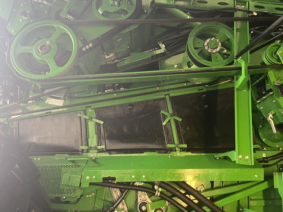 2023 John Deere X9 1100 Combine