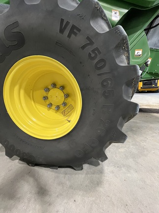 2023 John Deere X9 1100 Combine