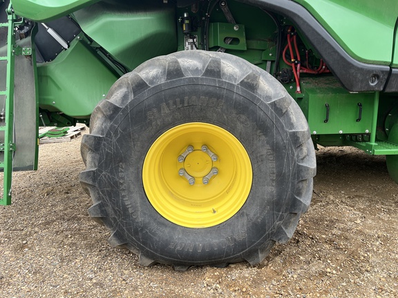 2023 John Deere X9 1000 Combine