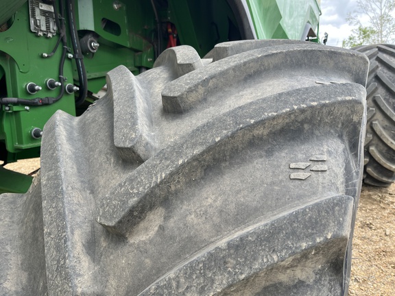 2023 John Deere X9 1000 Combine