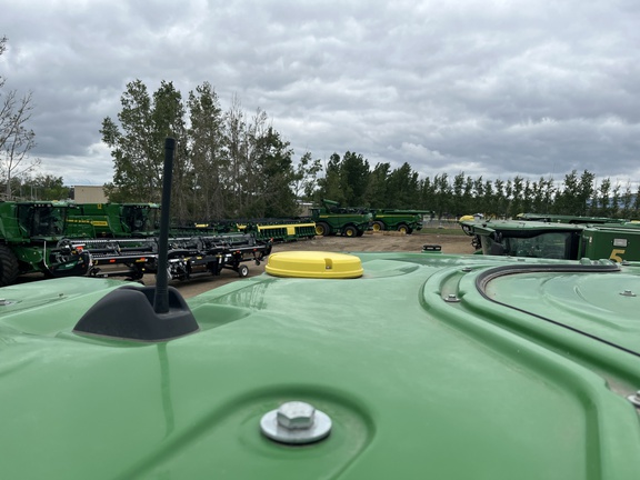 2023 John Deere X9 1000 Combine