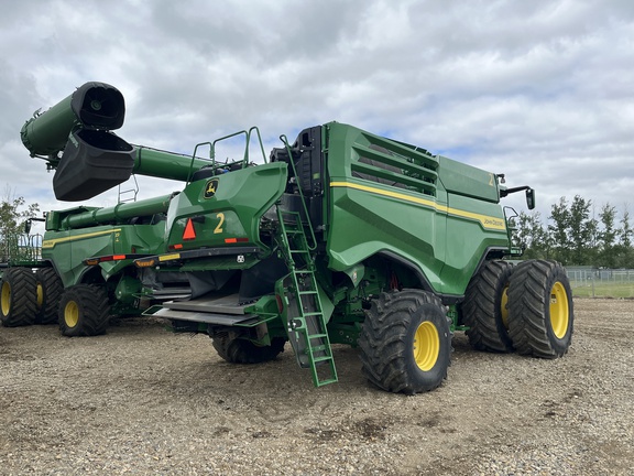 2023 John Deere X9 1000 Combine