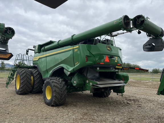2023 John Deere X9 1000 Combine