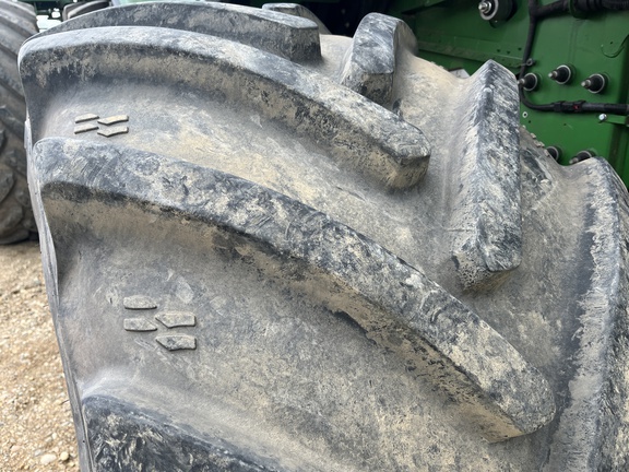 2023 John Deere X9 1000 Combine