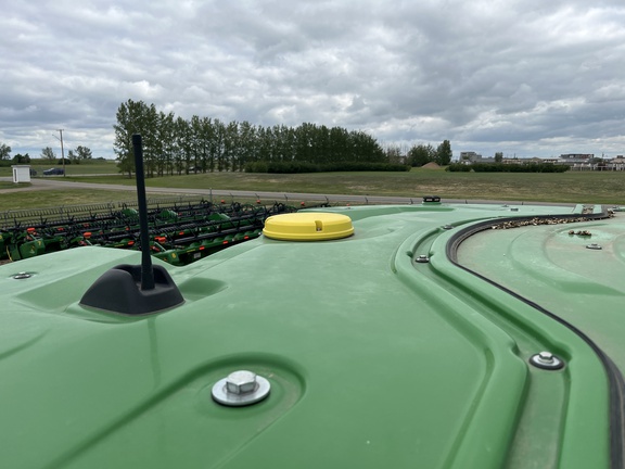 2023 John Deere X9 1000 Combine