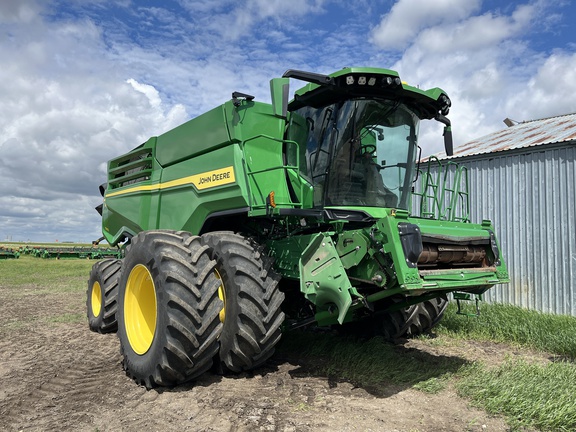 2023 John Deere X9 1000 Combine