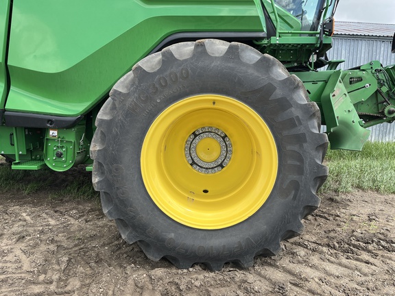 2023 John Deere X9 1000 Combine