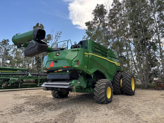 2023 John Deere X9 1000 Combine