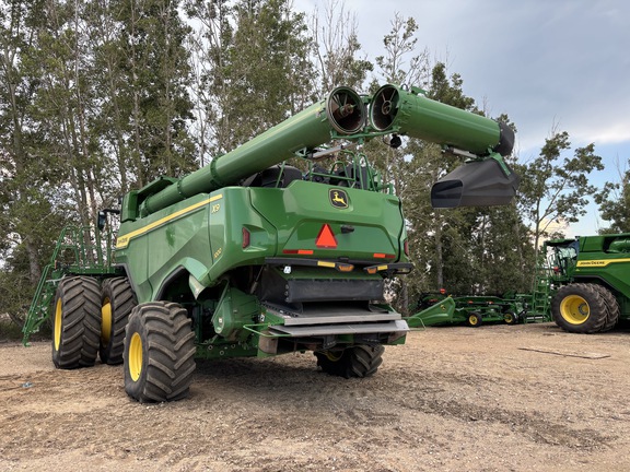 2023 John Deere X9 1000 Combine