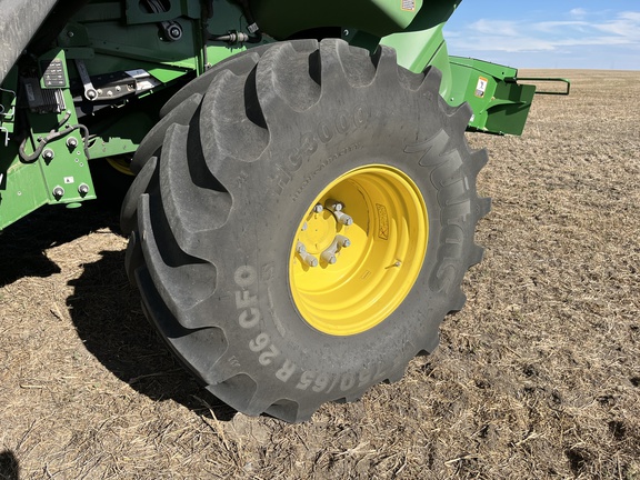 2024 John Deere X9 1000 Combine