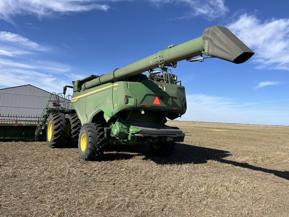 2024 John Deere X9 1000 Combine