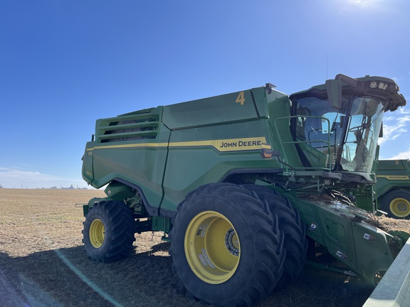 2024 John Deere X9 1000 Combine