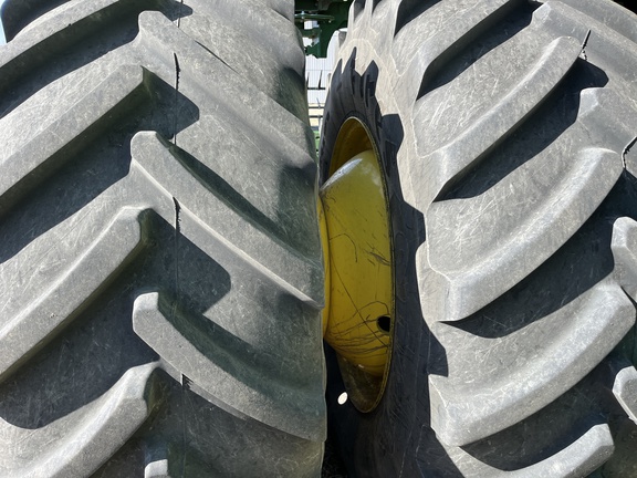 2024 John Deere X9 1000 Combine