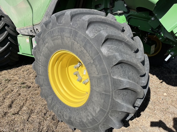 2024 John Deere X9 1000 Combine