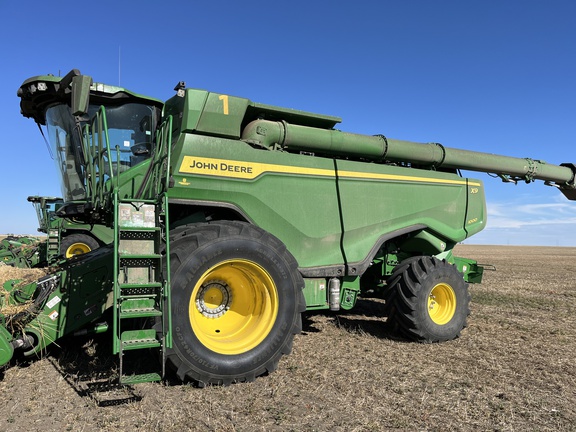 2024 John Deere X9 1000 Combine