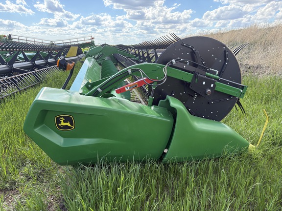 2024 John Deere RD45F Header Combine