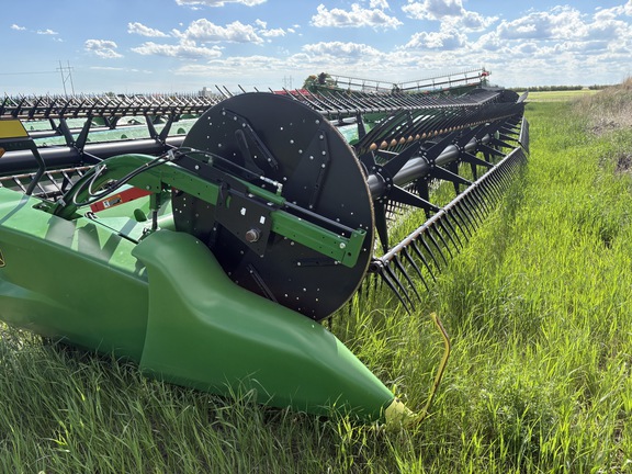 2024 John Deere RD45F Header Combine