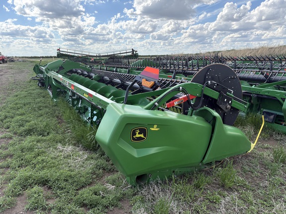 2024 John Deere RD45F Header Combine
