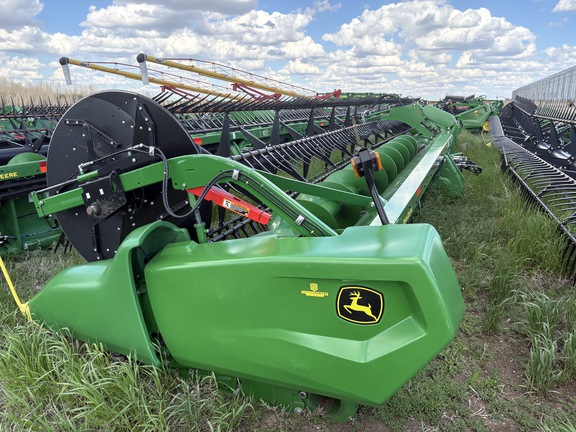 2024 John Deere RD45F Header Combine