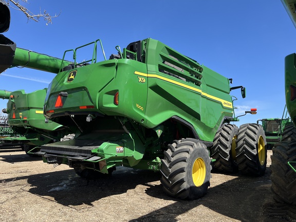 2024 John Deere X9 1000 Combine