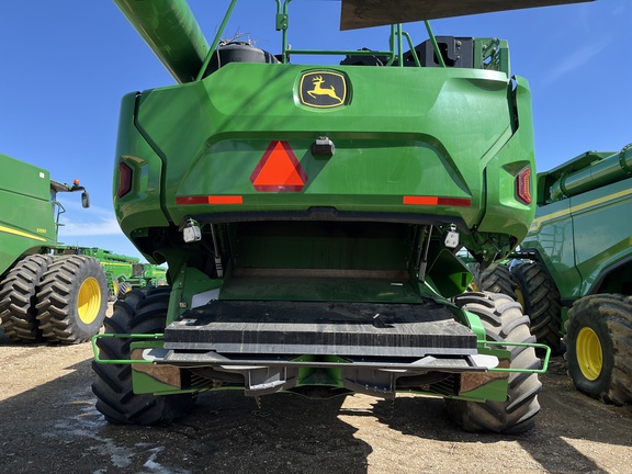 2024 John Deere X9 1000 Combine