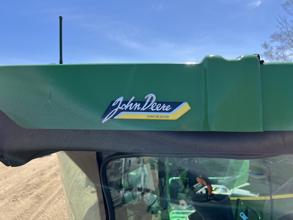 2024 John Deere X9 1000 Combine