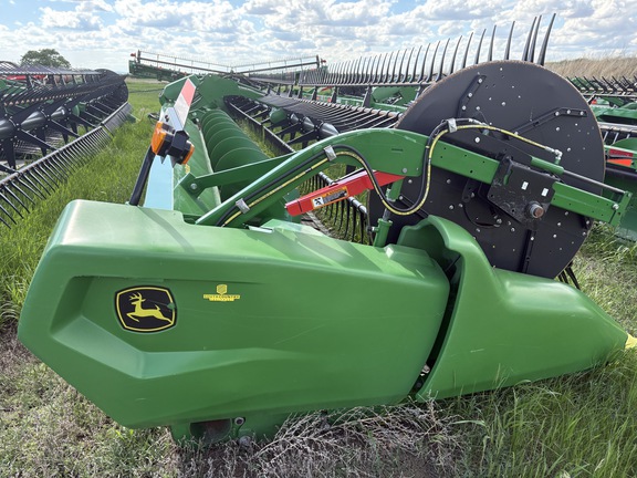 2024 John Deere RD45F Header Combine
