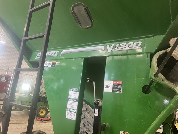 2020 Brent V1300 Grain Cart
