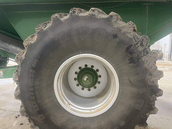 2020 Brent V1300 Grain Cart