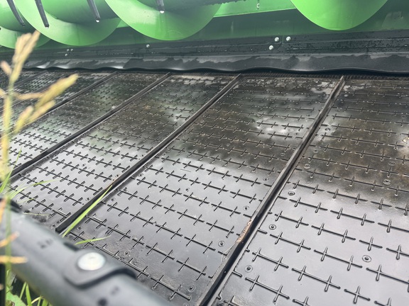 2023 John Deere HD50F Header Combine