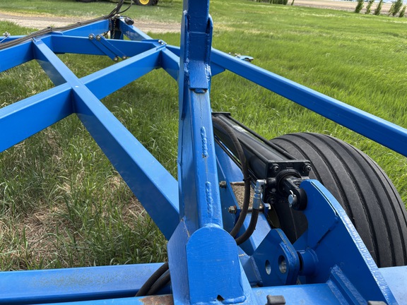 2012 Brandt Contour Commander 8200 Harrow Heavy