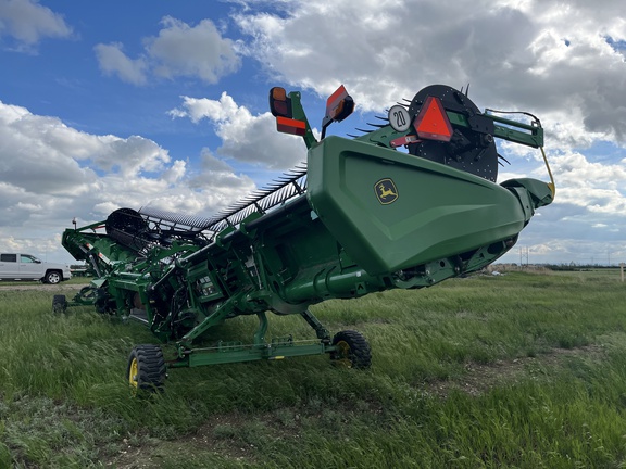 2022 John Deere HD45F Header Combine