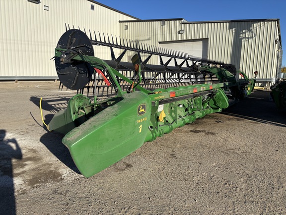 2020 John Deere 745FD Header Combine