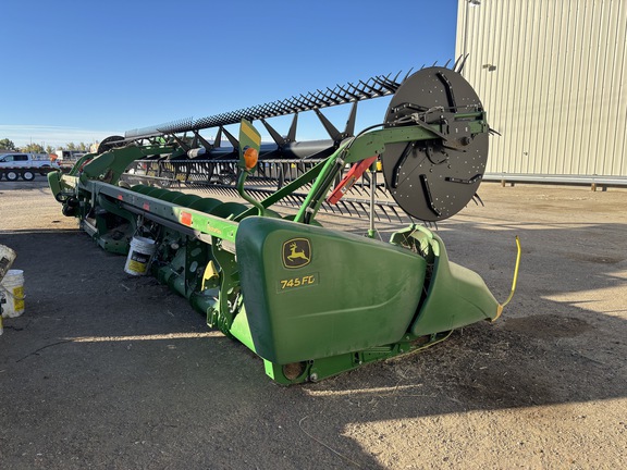 2020 John Deere 745FD Header Combine