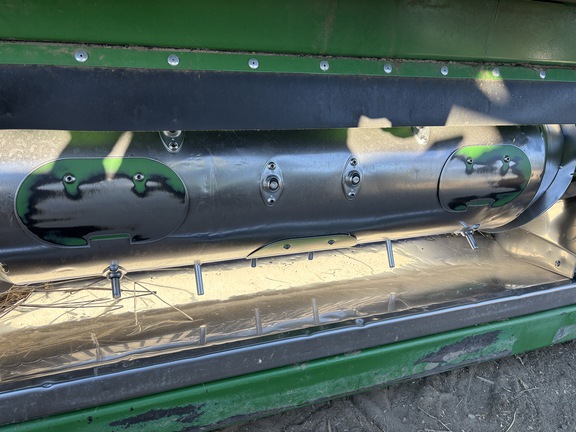 2020 John Deere 745FD Header Combine