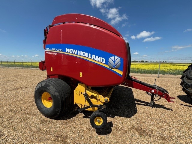 2016 New Holland Roll Belt 560 Baler/Round