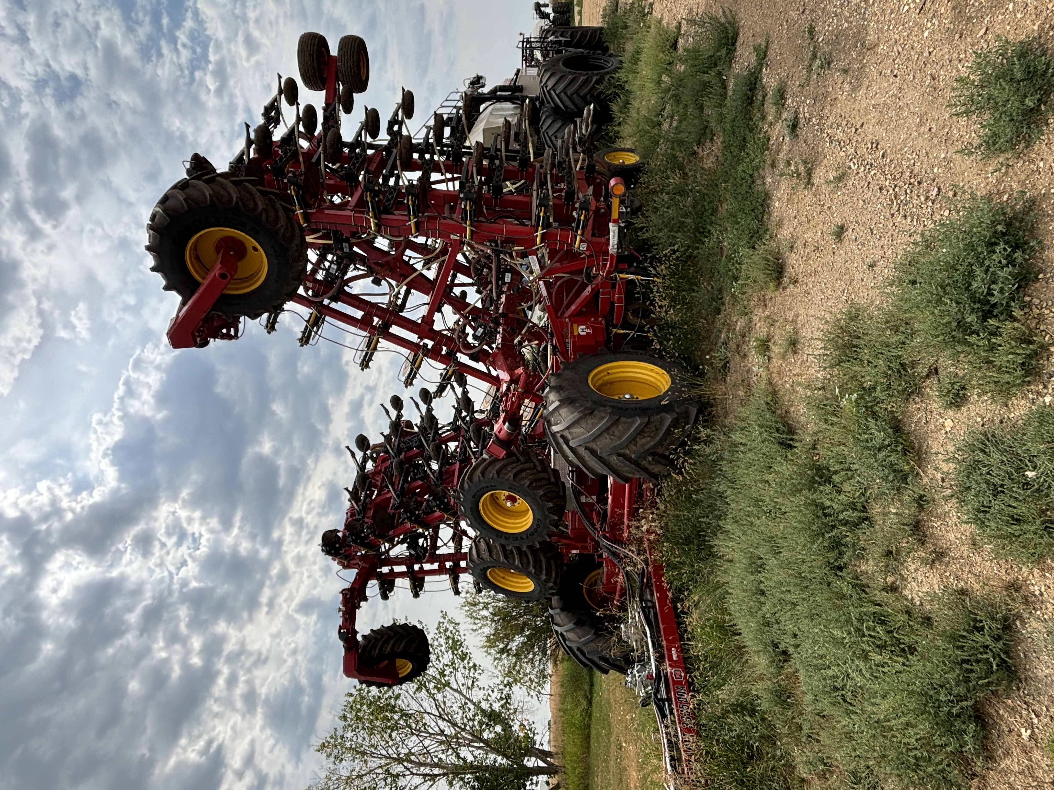 2023 Bourgault 3335-86-12 Air Drill