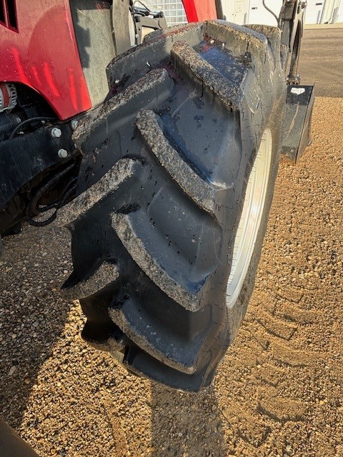 2013 Case IH Puma 145 Tractor