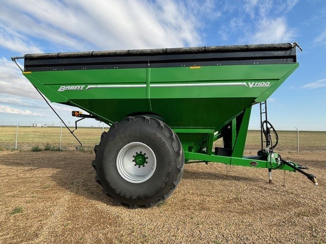 2021 Brent V1100 Grain Cart