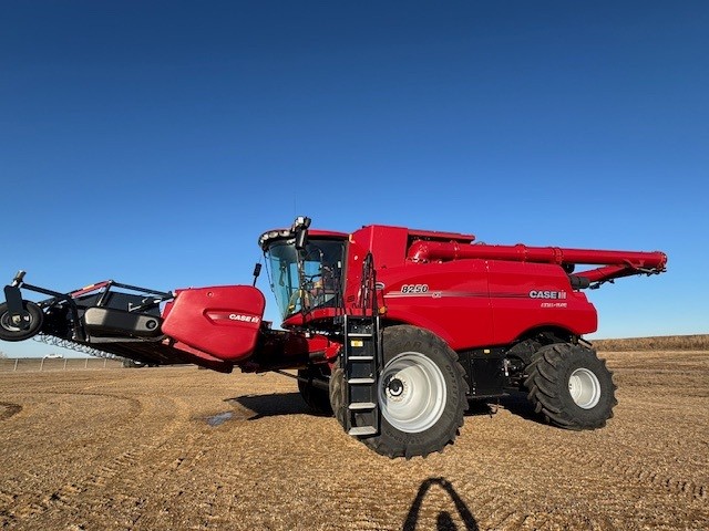 2024 Case IH 8250 Combine