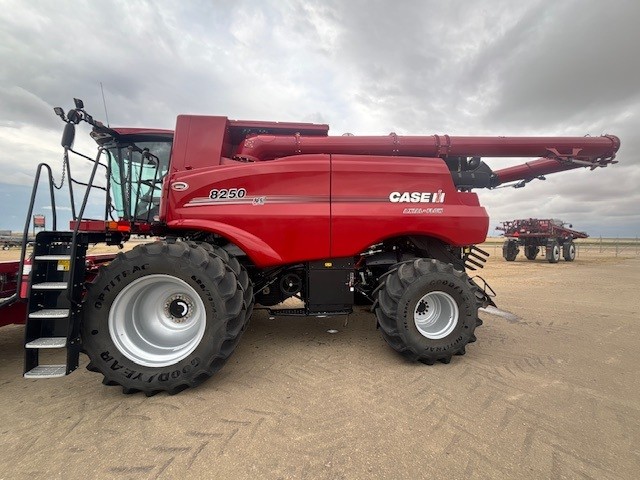2024 Case IH 8250 Combine