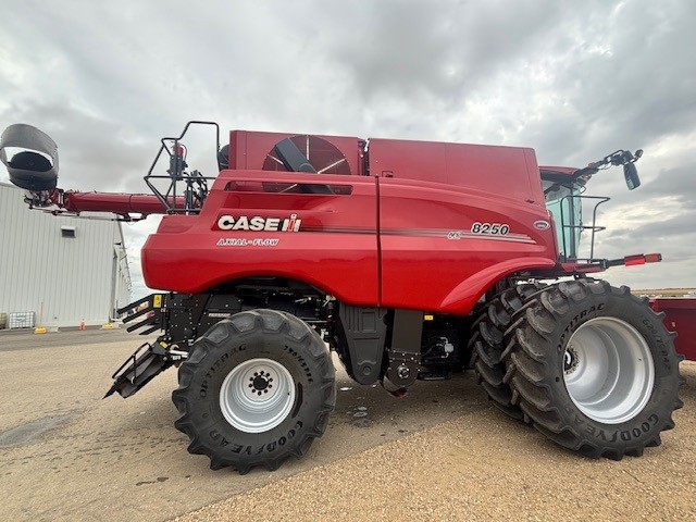 2024 Case IH 8250 Combine