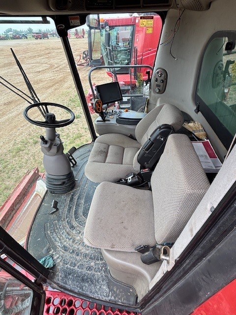 2013 Case IH 8230 Combine