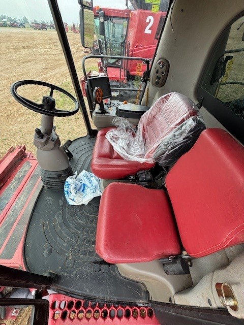 2013 Case IH 8230 Combine