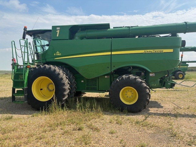 2020 John Deere S780 Combine