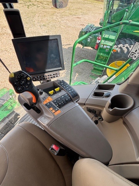 2020 John Deere S780 Combine